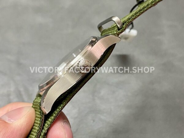 M+ Factory IWC Pilot Mark XVIII IW327007 40mm Steel Textile Strap Arabic Numerals Black Dial (7) M+ Factory IWC Pilot Mark XVIII IW327007 40mm Steel Textile Strap Arabic Numerals Black Dial