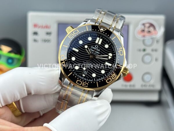 OR Factory Omega Seamaster Diver 300M 210.20.42.20.01.002 42mm Half Yellow Gold Black Dial