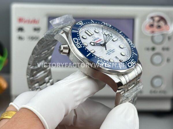 OR Factory Omega Seamaster Diver 300M 210.30.42.20.04.001 42mm Full Steel Black Ceramic Bezel White Dial