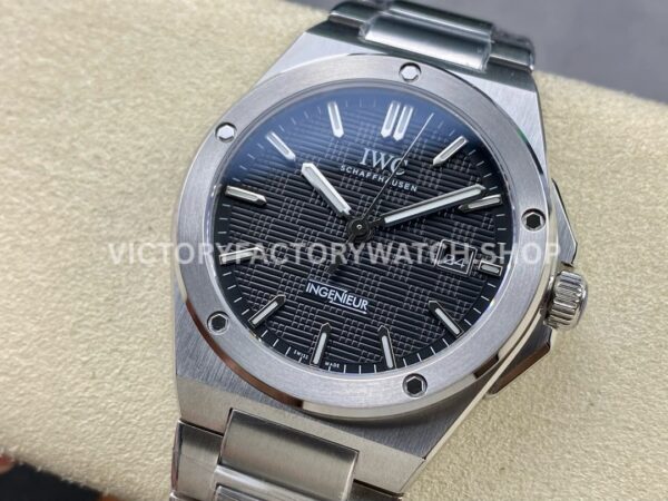 TW Factory IWC Ingenieur Automatic IW328901 40mm Full Steel Black Dial (9) TW Factory IWC Ingenieur Automatic IW328901 40mm Full Steel Black Dial