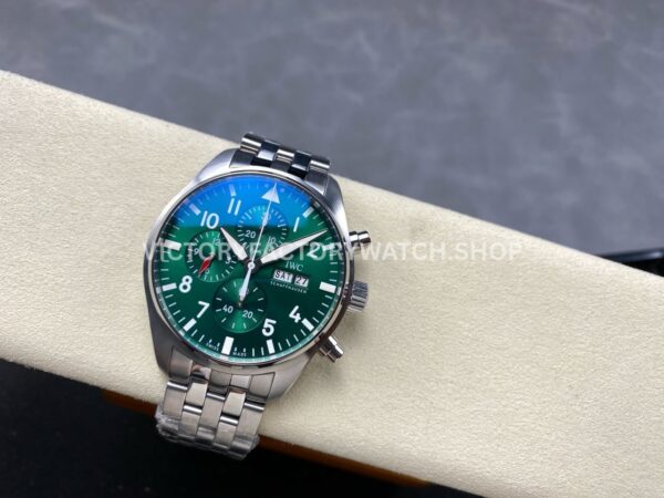 TW Factory IWC Pilot Chronograph IW377726 43mm Full Steel Arabic Numerals Green Dial (5) TW Factory IWC Pilot Chronograph IW377726 43mm Full Steel Arabic Numerals Green Dial