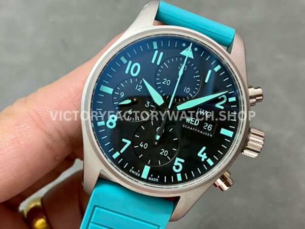 TW Factory IWC Pilot Chronograph IW388108 41mm Titanium Rubber Strap Blue Arabic Numerals Black Dial (8) TW Factory IWC Pilot Chronograph IW388108 41mm Titanium Rubber Strap Arabic Numerals Black Dial