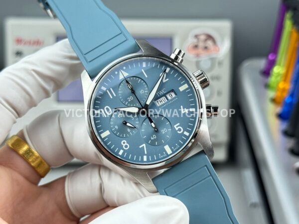 TWS Factory IWC Pilot Chronograph IW388117 41mm Light Blue Rubber Arabic Numerals Light Blue Dial (4) TWS Factory IWC Pilot Chronograph IW388117 41mm Light Blue Rubber Arabic Numerals Light Blue Dial