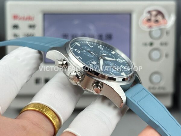 TWS Factory IWC Pilot Chronograph IW388117 41mm Light Blue Rubber Arabic Numerals Light Blue Dial (5) TWS Factory IWC Pilot Chronograph IW388117 41mm Light Blue Rubber Arabic Numerals Light Blue Dial