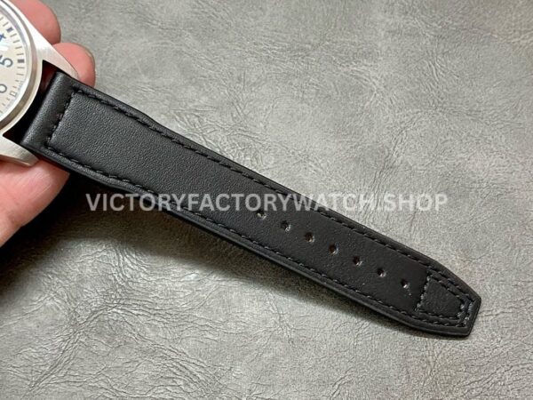 V7 Factory IWC Pilot Mark XVIII IW327012 40mm Steel Leather Strap Arabic Numerals White Dial (7) V7 Factory IWC Pilot Mark XVIII IW327012 40mm Steel Black Leather Strap Arabic Numerals White Dial