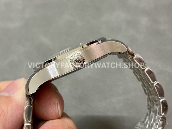V7 Factory IWC Pilot Mark XX IW328204 40mm Full Steel Arabic Numerals Blue Dial (2) V7 Factory IWC Pilot Mark XX IW328204 40mm Full Steel Arabic Numerals Blue Dial