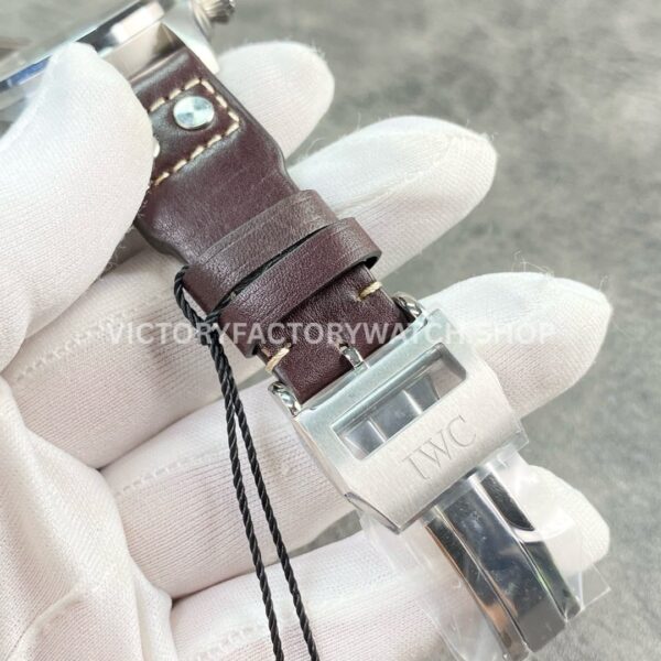ZF Factory IWC Big Pilot IW501015 Steel Leather Strap Arabic Numerals Green Dial (5) ZF Factory IWC Big Pilot IW501015 46mm Steel Leather Strap Arabic Numerals Green Dial