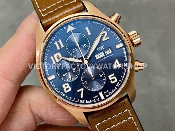 ZF Factory IWC Pilot Chronograph IW377721 43mm Rose Gold Leather Strap Blue Arabic Numerals Dial (1) ZF Factory IWC Pilot Chronograph IW377721 43mm Rose Gold Brown Leather Strap Arabic Numerals Blue Dial