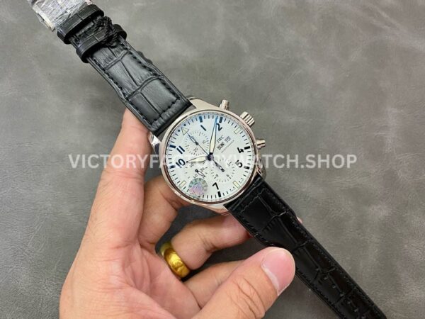 ZF Factory IWC Pilot Chronograph IW377725 43mm Steel Leather Strap White Arabic Numerals Dial (6) ZF Factory IWC Pilot Chronograph IW377725 43mm Steel Black Leather Strap Arabic Numerals White Dial