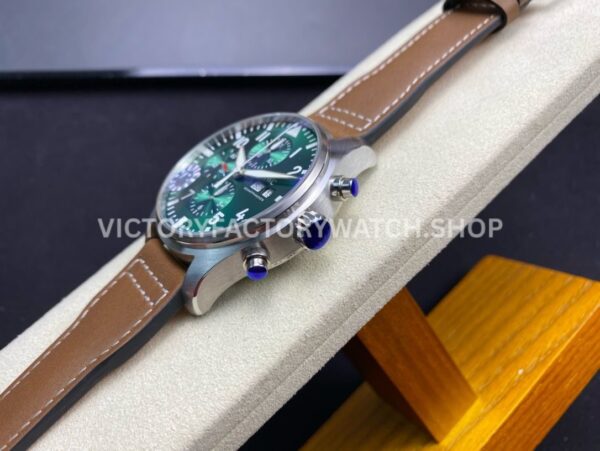 ZF Factory IWC Pilot Chronograph IW377726 43mm Steel Leather Strap Arabic Numerals Green Dial (2) ZF Factory IWC Pilot Chronograph IW377726 43mm Steel Brown Leather Strap Arabic Numerals Green Dial