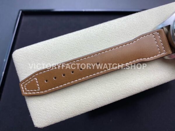 ZF Factory IWC Pilot Chronograph IW377726 43mm Steel Leather Strap Arabic Numerals Green Dial (9) ZF Factory IWC Pilot Chronograph IW377726 43mm Steel Brown Leather Strap Arabic Numerals Green Dial