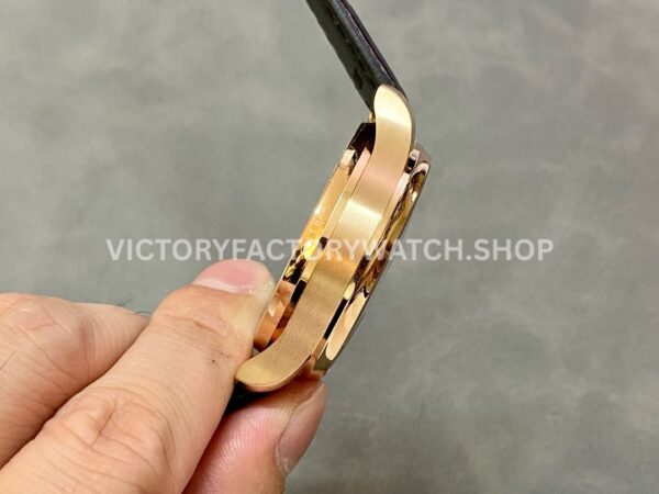ZF Factory IWC Portuguese Automatic IW500702 42mm Rose Gold Leather Strap Silver Arabic Numerals Dial (3) ZF Factory IWC Portuguese Automatic IW500702 42mm Rose Gold Black Leather Strap Arabic Numerals Grey Dial