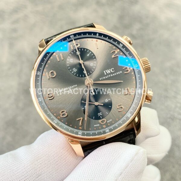 ZF Factory IWC Portuguese Chronograph IW371482 41mm Rose Gold Alligator Leather Strap Arabic Numerals Grey Dial (3) ZF Factory IWC Portuguese Chronograph IW371482 41mm Rose Gold Alligator Leather Strap Arabic Numerals Grey Dial