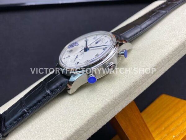 ZF Factory IWC Portuguese Chronograph IW390302 Steel Leather Strap Arabic Numerals Silver Dial (5) ZF Factory IWC Portuguese Chronograph IW390302 Steel Leather Strap Arabic Numerals Silver Dial
