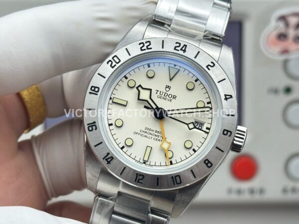 3C Factory Tudor Black Bay Pro M79470-0004 39mm Full Steel White Dial (1) 3C Factory Tudor Black Bay Pro M79470-0004 39mm Full Steel White Dial