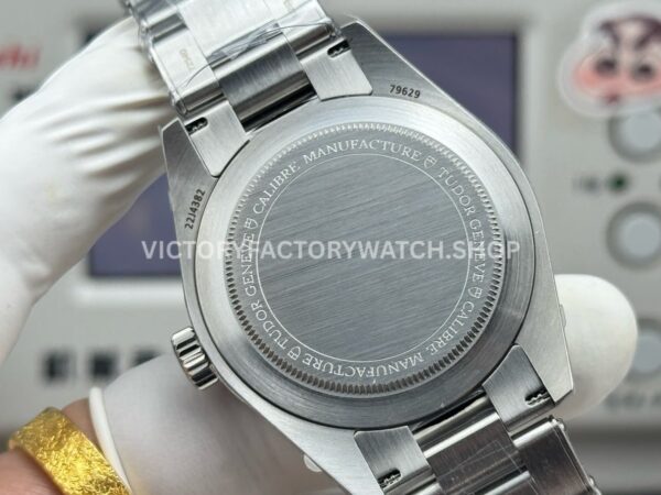 3C Factory Tudor Black Bay Pro M79470-0004 39mm Full Steel White Dial (3) 3C Factory Tudor Black Bay Pro M79470-0004 39mm Full Steel White Dial