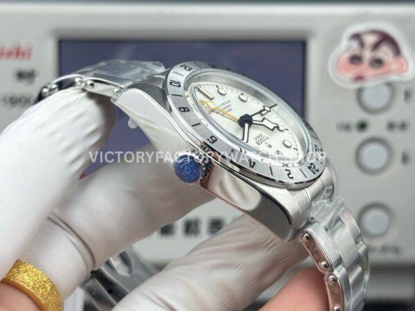 3C Factory Tudor Black Bay Pro M79470-0004 39mm Full Steel White Dial (8) 3C Factory Tudor Black Bay Pro M79470-0004 39mm Full Steel White Dial