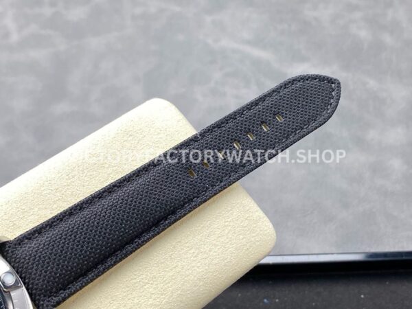 BLS Factory Breitling Avenger A17328101B1X1 42mm Steel Calf skin Strap Black Dial (8) BLS Factory Breitling Avenger A17328101B1X1 42mm Steel Calf skin Strap Black Dial