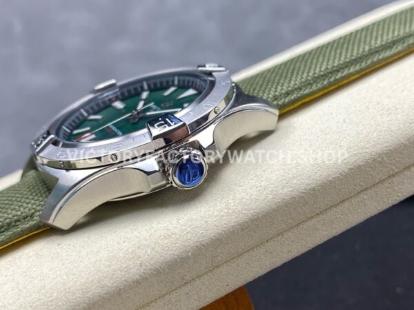 BLS Factory Breitling Avenger A17328101L1X1 42mm Steel Calf skin Strap Green Dial (6) BLS Factory Breitling Avenger A17328101L1X1 42mm Steel Calf skin Strap Green Dial