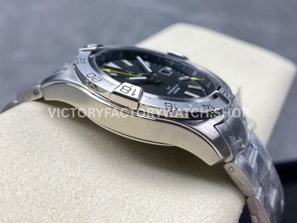 BLS Factory Breitling Avenger A323201A1B1X1 44mm Full Steel Yellow GMT Needle Black Dial (1) BLS Factory Breitling Avenger A323201A1B1X1 44mm Full Steel Yellow GMT Needle Black Dial