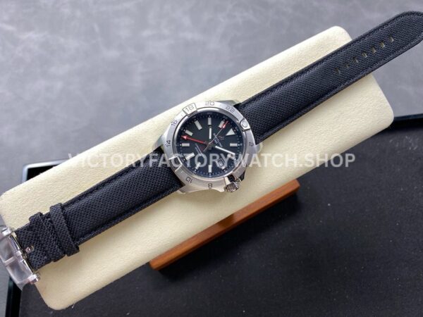 BLS Factory Breitling Avenger A323201A1B1X1 44mm Steel Calf Skin Strap Red GMT Needle Black Dial (1 BLS Factory Breitling Avenger A323201A1B1X1 44mm Steel Calf Skin Strap Red GMT Needle Black Dial