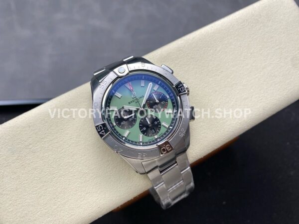 BLS Factory Breitling Avenger B01 Chronograph AB0147101L1A1 44mm Full Steel Green Dial