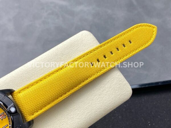 BLS Factory Breitling Avenger B01 Chronograph SB0147101I1X1 44mm Steel Yellow Calf Skin Strap Arabic Numerals Yellow Dial