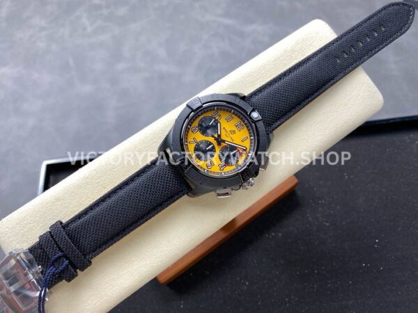 BLS Factory Breitling Avenger B01 Chronograph SB0147101I1X2 44mm Steel Black Calf Skin Strap Arabic Numerals Yellow Dial