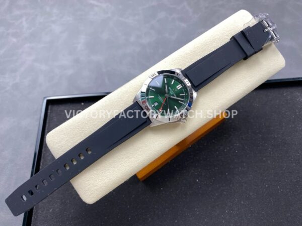 BLS Factory Breitling Chronomat GMT A32398101L1A1 40mm Rubber Strap Red GMT Needle Green Dial