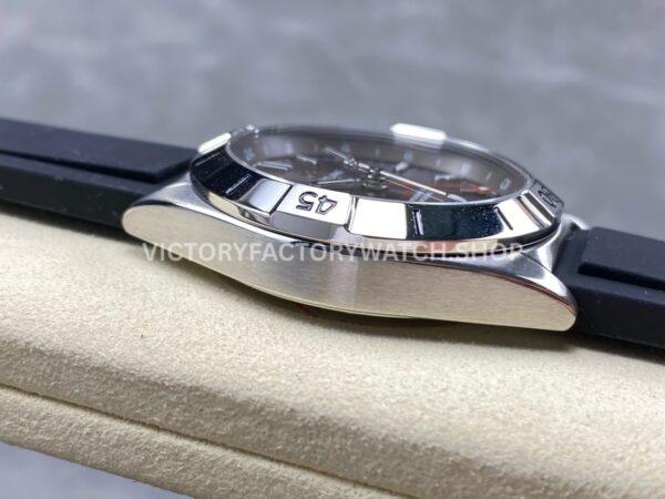 BLS Factory Breitling Chronomat GMT A32398101M1A1 40mm Rubber Strap Red GMT Needle Grey Dial