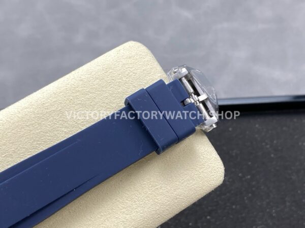 BLS Factory Breitling Chronomat GMT A323981A1C1A1 40mm Rubber Strap Yellow GMT Needle Blue Dial