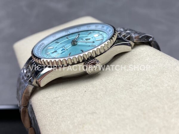 BLS Factory Breitling Navitimer GMT A32310171C1A1 41mm Full Steel Ice Blue Dial (9) BLS Factory Breitling Navitimer GMT A32310171C1A1 41mm Full Steel Ice Blue Dial