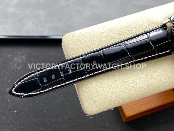 BLS Factory Breitling Navitimer GMT A32310211G1P1 41mm Steel Leather Strap Silver Dial (2) BLS Factory Breitling Navitimer GMT A32310211G1P1 41mm Steel Leather Strap Silver Dial