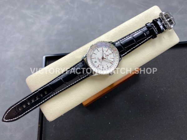 BLS Factory Breitling Navitimer GMT A32310211G1P1 41mm Steel Leather Strap Silver Dial (4) BLS Factory Breitling Navitimer GMT A32310211G1P1 41mm Steel Leather Strap Silver Dial