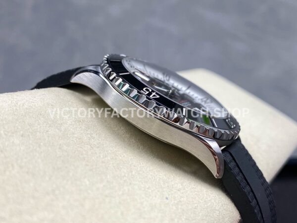 BLS Factory Breitling Superocean A17375211B1A1 42mm Steel Black Rubber Strap Black Dial (7) BLS Factory Breitling Superocean A17375211B1A1 42mm Steel Black Rubber Strap Black Dial
