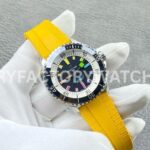 BLS Factory Breitling Superocean A17375211B2S4 42mm Steel Yellow Rubber Strap Black Dial (6) BLS Factory Breitling Superocean A17375211B2S4 42mm Steel Yellow Rubber Strap Black Dial