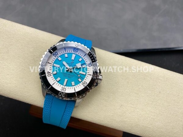 BLS Factory Breitling Superocean A17376211L2S1 42mm Steel Light Blue Rubber Strap Light Blue Dial (4) BLS Factory Breitling Superocean A17376211L2S1 42mm Steel Light Blue Rubber Strap Light Blue Dial