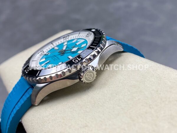 BLS Factory Breitling Superocean A17376211L2S1 42mm Steel Light Blue Rubber Strap Light Blue Dial (9) BLS Factory Breitling Superocean A17376211L2S1 42mm Steel Light Blue Rubber Strap Light Blue Dial
