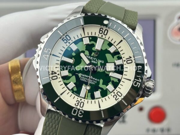 BLS Factory Breitling Superocean E10379D31L1E1 46mm Steel Green Rubber Strap Green Dial