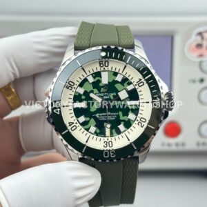 BLS Breitling Superocean E10379D31L1E1 46mm green dial