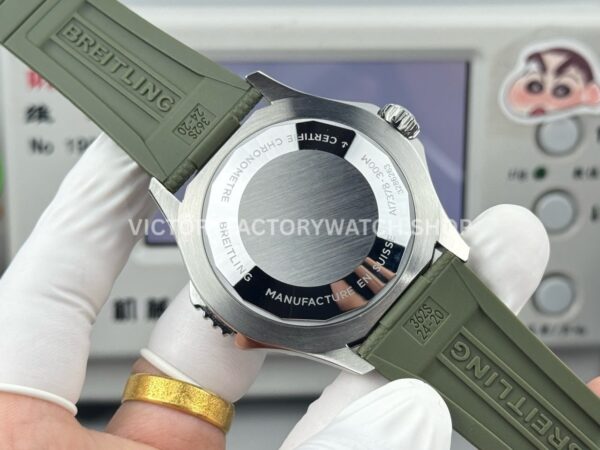 BLS Factory Breitling Superocean E10379D31L1E1 46mm Steel Green Rubber Strap Green Dial