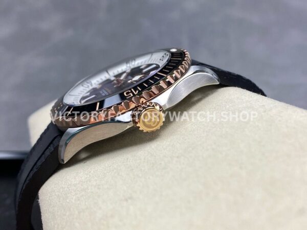 BLS Factory Breitling Superocean U17375211B1S1 42mm Half Rose Gold Black Rubber Strap Black Dial
