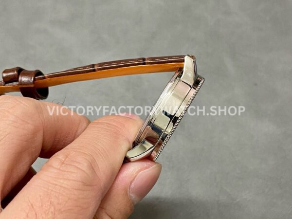 BLS Factory Breitling Women Navitimer A17395201K1P2 35mm Steel Leather Strap Champagne Dial