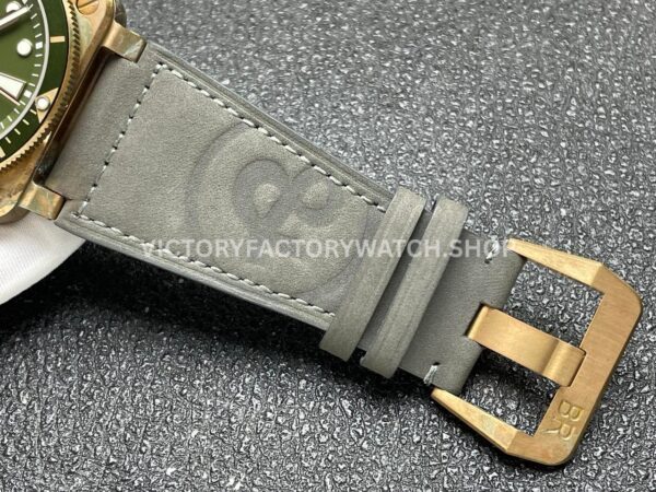 BRF Factory Bell & Ross BR 03 BR0392-D-G-BRSCA 42mm Bronze Calf Skin Strap Green Dial (3) BRF Factory Bell & Ross BR-03 BR0392-D-G-BRSCA 42mm Bronze Calf Skin Strap Green Dial