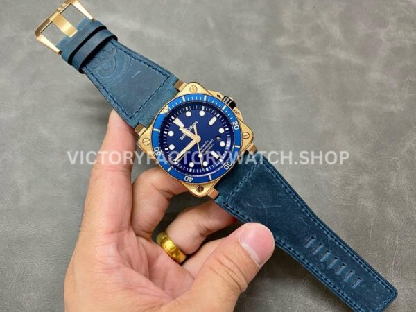 BRF Factory Bell & Ross BR-03 BR0392-D-LU-BR-SCA 42mm Bronze Leather strap Blue Dial (6) BRF Factory Bell & Ross BR-03 BR0392-D-LU-BR-SCA 42mm Bronze Calf Skin Strap Blue Dial