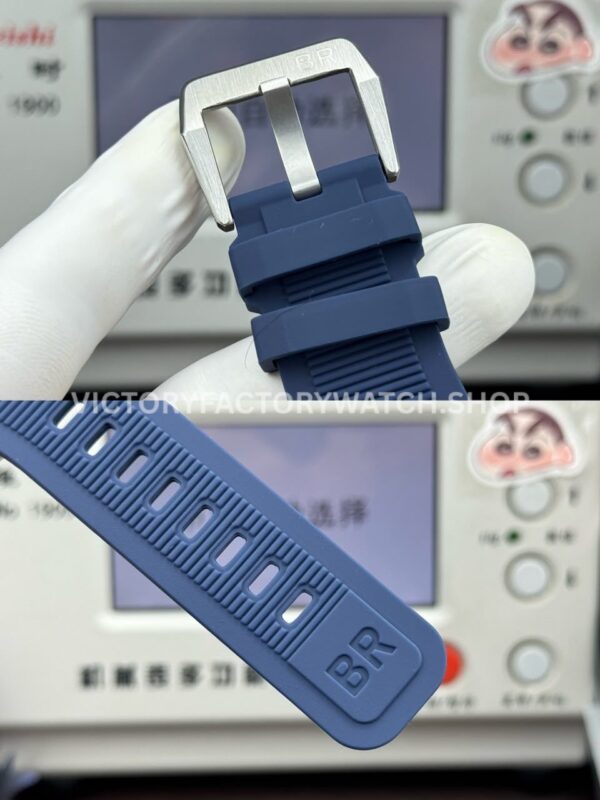 BRF Factory Bell & Ross BR-03 BR03A-D-BLU-STSRB 42mm Steel Rubber Strap Ceramic Bezel Blue Dial (9) BRF Factory Bell & Ross BR-03 BR03A-D-BLU-ST/SRB 42mm Steel Rubber Strap Ceramic Bezel Blue Dial