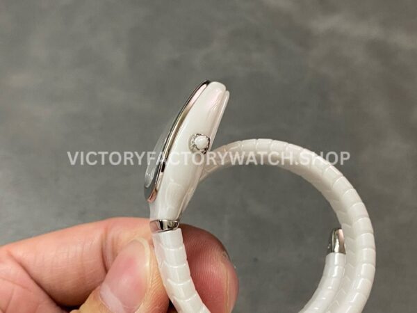 BV Factory Bvlgari Serpenti Tubogas 102613 35mm White Ceramic Roman Numerals White Dial (5) BV Factory Bvlgari Serpenti Tubogas 102613 35mm White Ceramic Roman Numerals White Dial