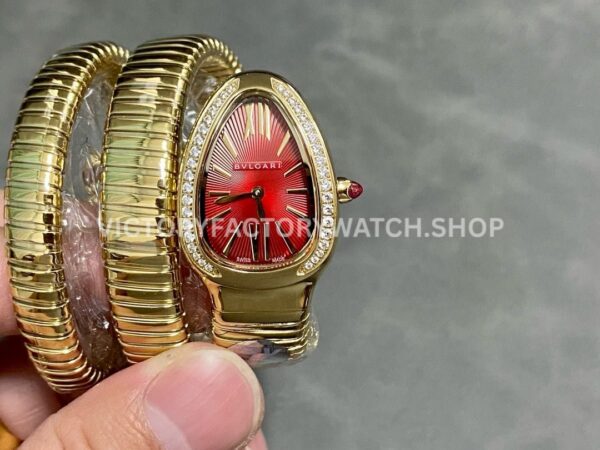 BV Factory Bvlgari Serpenti Tubogas 10430235mm Full Yellow Gold Roman Numerals Red Dial (7) BV Bvlgari Serpenti Tubogas 104302 yellow gold red dial 35mm