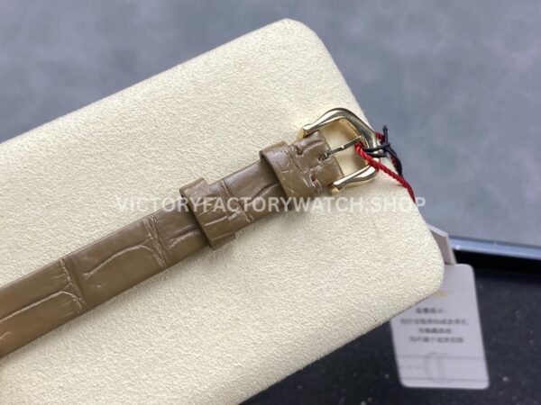 DR Factory Cartier Baignoire WGBA0007 31.4mm Yellow Gold Leather Strap Roman Numerals Silver Dial (10) DR Factory Cartier Baignoire WGBA0007 31.4mm Yellow Gold Leather Strap Roman Numerals Silver Dial