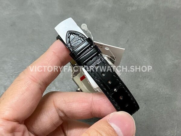 F1 Factory Cartier Santos Dumont WSSA0023 27.5mm Steel Leather Strap Roman Numerals Black Dial (7) F1 Factory Cartier Santos Dumont WSSA0023 27.5mm Steel Leather Strap Roman Numerals Black Dial